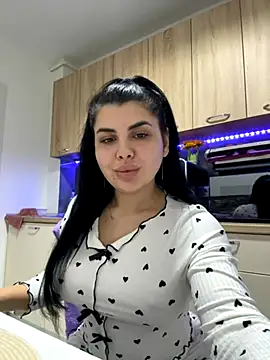 Snapshot of Scarlett-Dream chatting on 11-22-25, 07:40 Scarlett-Dream online show from 11-22-25, 07:40