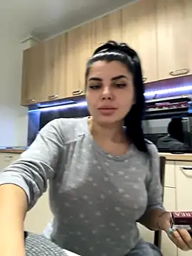 Snapshot of Scarlett-Dream chatting on 12-03-25, 04:09 Scarlett-Dream online show from 12-03-25, 04:09