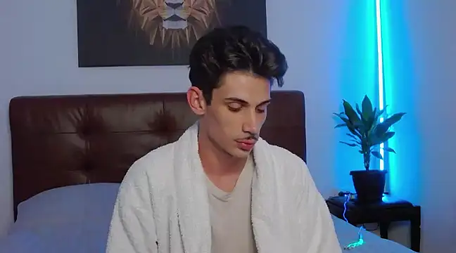 Snapshot of DanielCrush1 chatting on 01-31-25, 05:42 DanielCrush1 online show from 01-31-25, 05:42