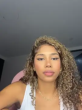 Snapshot of stormyy_ chatting on 06-03-26, 11:32 stormyy online show from 06-03-26, 11:32