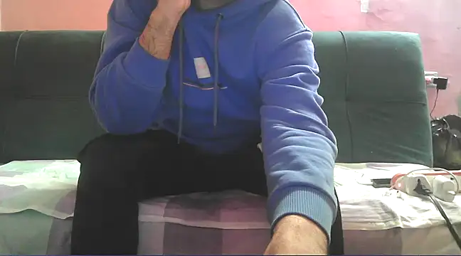 Snapshot of foxsanSs chatting on 02-25-25, 04:53 foxsanSs online show from 02-25-25, 04:53