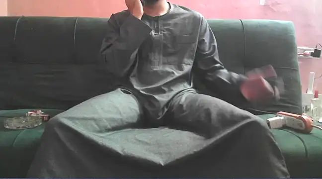 Snapshot of foxsanSs chatting on 03-09-25, 09:03 foxsanSs online show from 03-09-25, 09:03