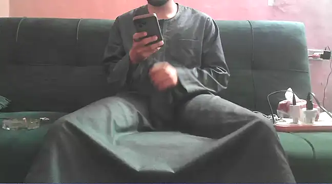 Snapshot of foxsanSs chatting on 03-12-25, 11:01 foxsanSs online show from 03-12-25, 11:01