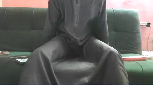 Snapshot of foxsanSs chatting on 03-14-25, 02:08 foxsanSs online show from 03-14-25, 02:08