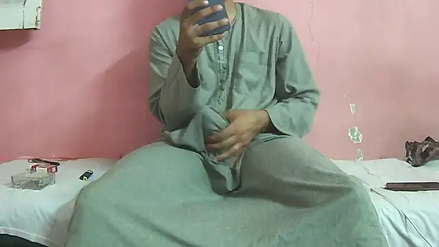 Snapshot of foxsanSs chatting on 09-14-25, 11:48 foxsanSs online show from 09-14-25, 11:48