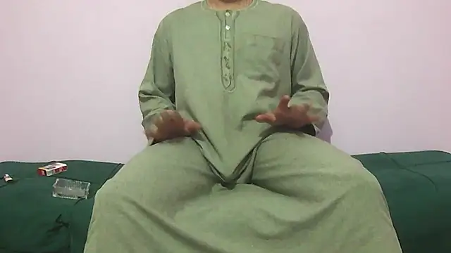 Snapshot of foxsanSs chatting on 09-16-25, 01:17 foxsanSs online show from 09-16-25, 01:17