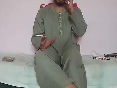 Snapshot of foxsanSs chatting on 10-11-25, 01:42 foxsanSs online show from 10-11-25, 01:42