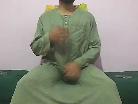 Snapshot of foxsanSs chatting on 11-16-25, 04:12 foxsanSs online show from 11-16-25, 04:12