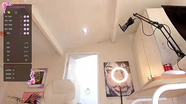 Snapshot of catalinasaiz chatting on 02-01-25, 02:02 catalinasaiz online show from 02-01-25, 02:02