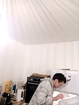 Snapshot of antoinepassion chatting on 02-02-25, 07:25 antoinepassion online show from 02-02-25, 07:25