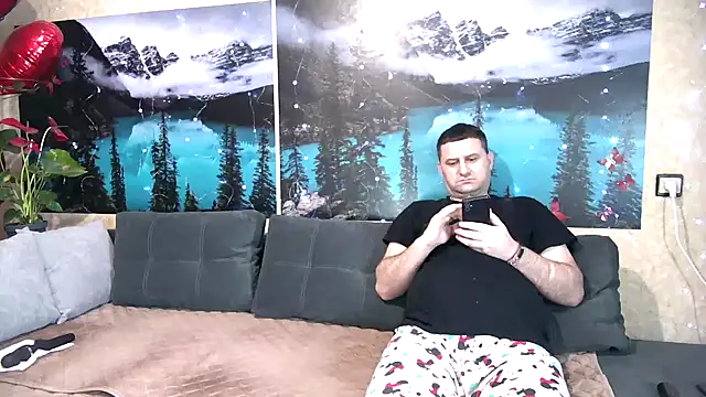 Snapshot of Big_Boss55 chatting on 03-17-25, 08:40 Big Boss55 online show from 03-17-25, 08:40