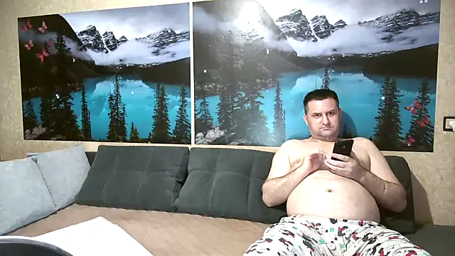 Snapshot of Big_Boss55 chatting on 09-12-25, 08:14 Big Boss55 online show from 09-12-25, 08:14