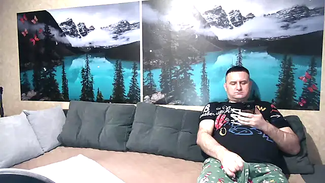 Snapshot of Big_Boss55 chatting on 09-25-25, 09:02 Big Boss55 online show from 09-25-25, 09:02