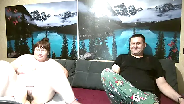 Snapshot of Big_Boss55 chatting on 10-15-25, 08:31 Big Boss55 online show from 10-15-25, 08:31