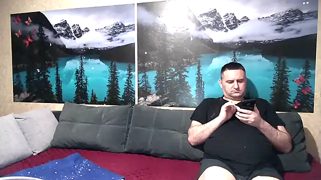 Snapshot of Big_Boss55 chatting on 10-28-25, 09:46 Big Boss55 online show from 10-28-25, 09:46