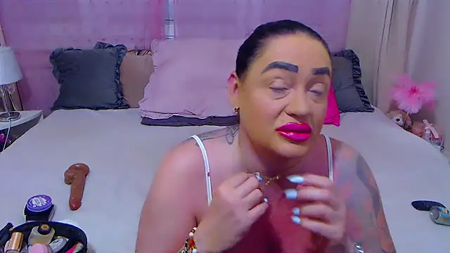 BustyVicky online show from 10-02-25, 09:00