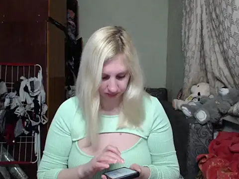 BustyBlond online show from 02-20-25, 04:03