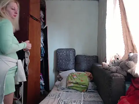 BustyBlond online show from 03-18-25, 09:09