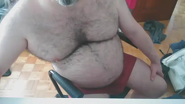 Snapshot of mikeyhotbear chatting on 02-17-25, 11:55 mikeyhotbear online show from 02-17-25, 11:55