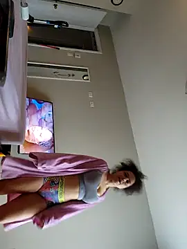 Snapshot of RuggyRackz chatting on 11-10-25, 03:00 RuggyRackz online show from 11-10-25, 03:00