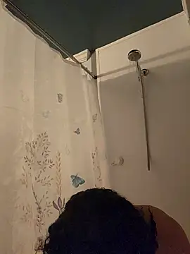 Snapshot of RuggyRackz chatting on 11-26-25, 10:33 RuggyRackz online show from 11-26-25, 10:33