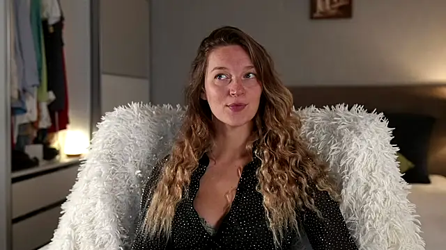 Special    online show from 09-24-25, 03:54