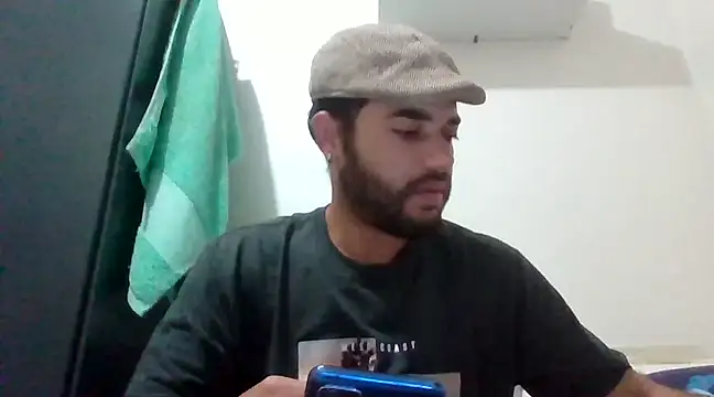 Snapshot of Magno_ATV chatting on 03-23-25, 06:26 Magno ATV online show from 03-23-25, 06:26