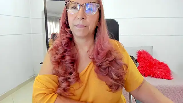 Snapshot of vaalery_sweet chatting on 12-20-24, 08:12 vaalery sweet online show from 12-20-24, 08:12