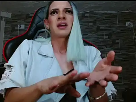 Snapshot of omar_alurba chatting on 12-29-24, 02:17 omar alurba online show from 12-29-24, 02:17