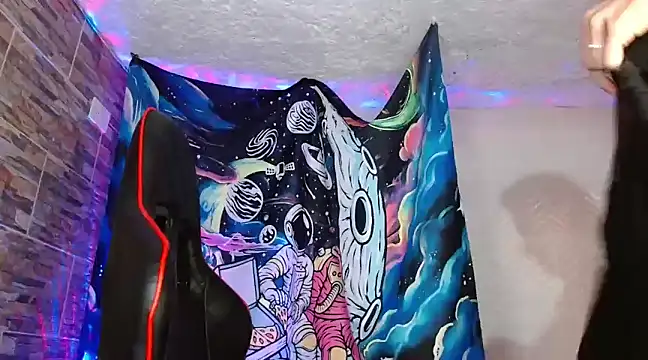 Snapshot of omar_alurba chatting on 01-24-25, 05:53 omar alurba online show from 01-24-25, 05:53