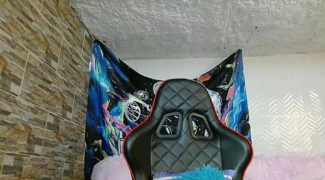 Snapshot of omar_alurba chatting on 01-29-25, 04:19 omar alurba online show from 01-29-25, 04:19