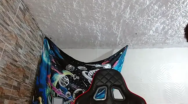 Snapshot of omar_alurba chatting on 01-30-25, 06:21 omar alurba online show from 01-30-25, 06:21