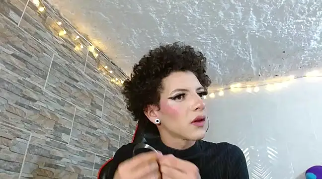 Snapshot of omar_alurba chatting on 03-08-25, 04:39 omar alurba online show from 03-08-25, 04:39