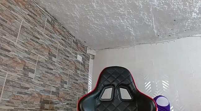 Snapshot of omar_alurba chatting on 03-10-25, 06:23 omar alurba online show from 03-10-25, 06:23