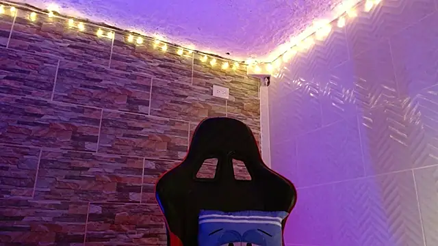 Snapshot of omar_alurba chatting on 09-19-25, 04:36 omar alurba online show from 09-19-25, 04:36