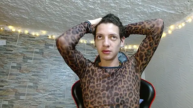 Snapshot of omar_alurba chatting on 10-19-25, 06:41 omar alurba online show from 10-19-25, 06:41