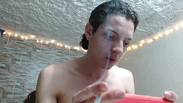 Snapshot of omar_alurba chatting on 11-19-25, 11:38 omar alurba online show from 11-19-25, 11:38