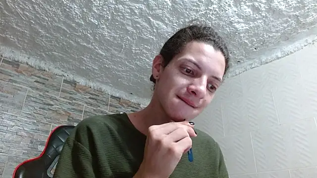 Snapshot of omar_alurba chatting on 11-25-25, 07:14 omar alurba online show from 11-25-25, 07:14