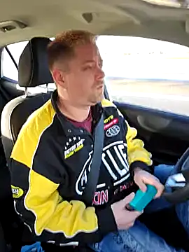 Snapshot of Trucker_Hunter chatting on 01-02-25, 09:43 Trucker Hunter online show from 01-02-25, 09:43