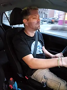 Snapshot of Trucker_Hunter chatting on 01-22-25, 07:25 Trucker Hunter online show from 01-22-25, 07:25