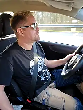 Snapshot of Trucker_Hunter chatting on 03-08-25, 03:45 Trucker Hunter online show from 03-08-25, 03:45