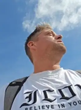 Snapshot of Trucker_Hunter chatting on 10-15-25, 09:53 Trucker Hunter online show from 10-15-25, 09:53