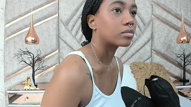 Snapshot of AgataRinaldi chatting on 02-14-26, 02:58 AgataRinaldi online show from 02-14-26, 02:58