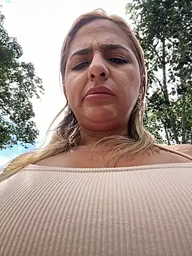 sammyqueenx21 online show from 03-16-25, 07:38