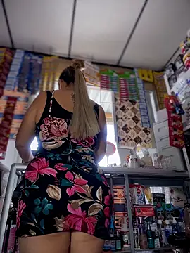 sammyqueenx21 online show from 04-04-26, 01:30