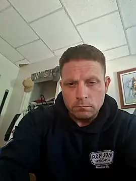 Snapshot of curiouscock38 chatting on 04-30-26, 02:34 curiouscock38 online show from 04-30-26, 02:34