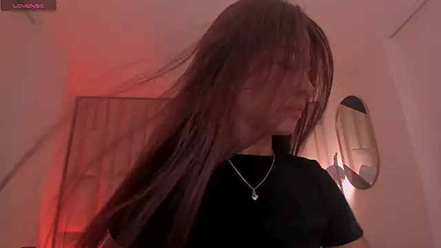 ErikaBenz  online show from 06-19-26, 12:20