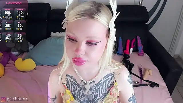 HelenGoat online show from 12-20-24, 06:13