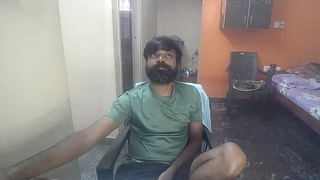 Snapshot of Indiaguy4u chatting on 01-06-25, 06:03 Indiaguy4u online show from 01-06-25, 06:03