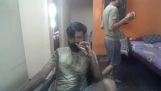 Snapshot of Indiaguy4u chatting on 01-12-25, 07:11 Indiaguy4u online show from 01-12-25, 07:11